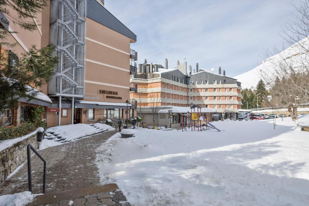 Acogedor Apartamento Baqueira 1500 Бакейра-Берет Екстериор снимка